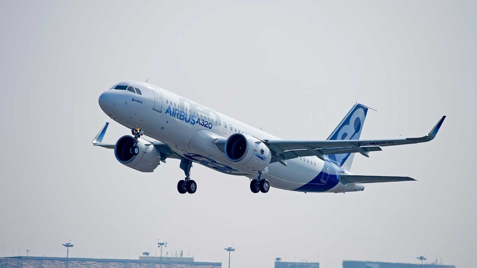 Airbus A320neo (1)