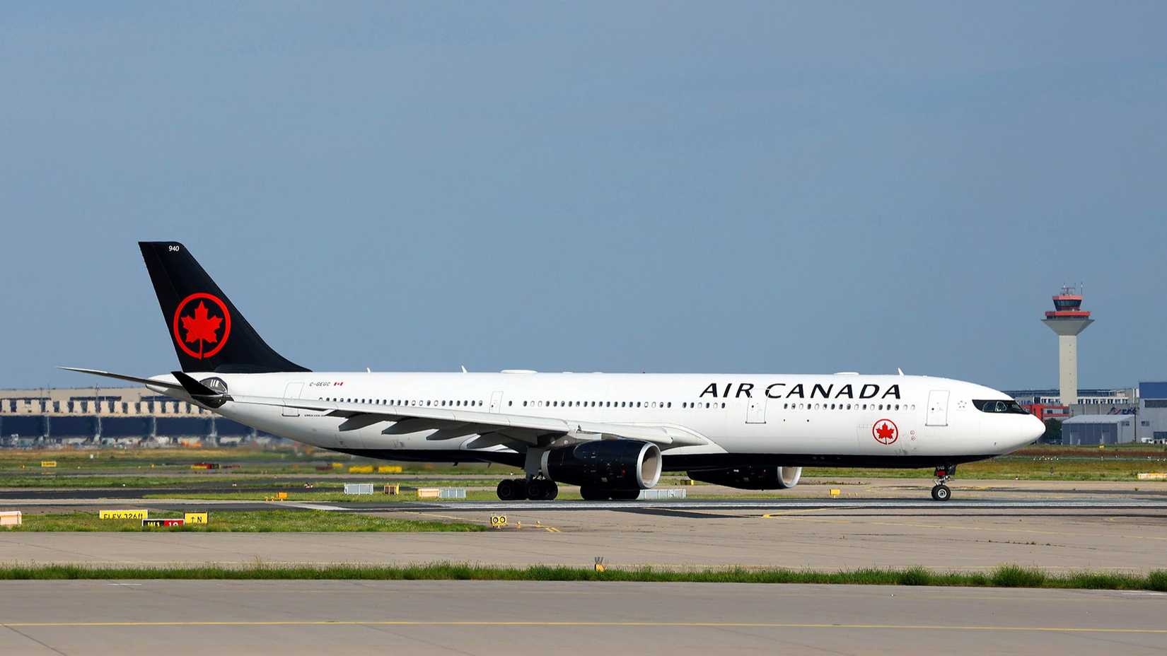 Air Canada A330 Taxiing