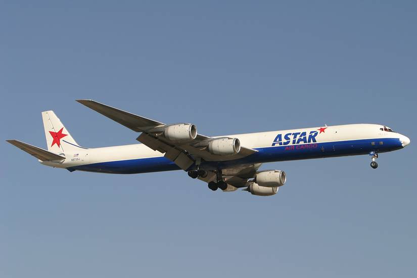 Astar Air Cargo DC-8
