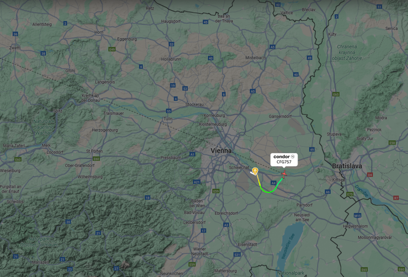 Condor 757 Vienna Departure Map