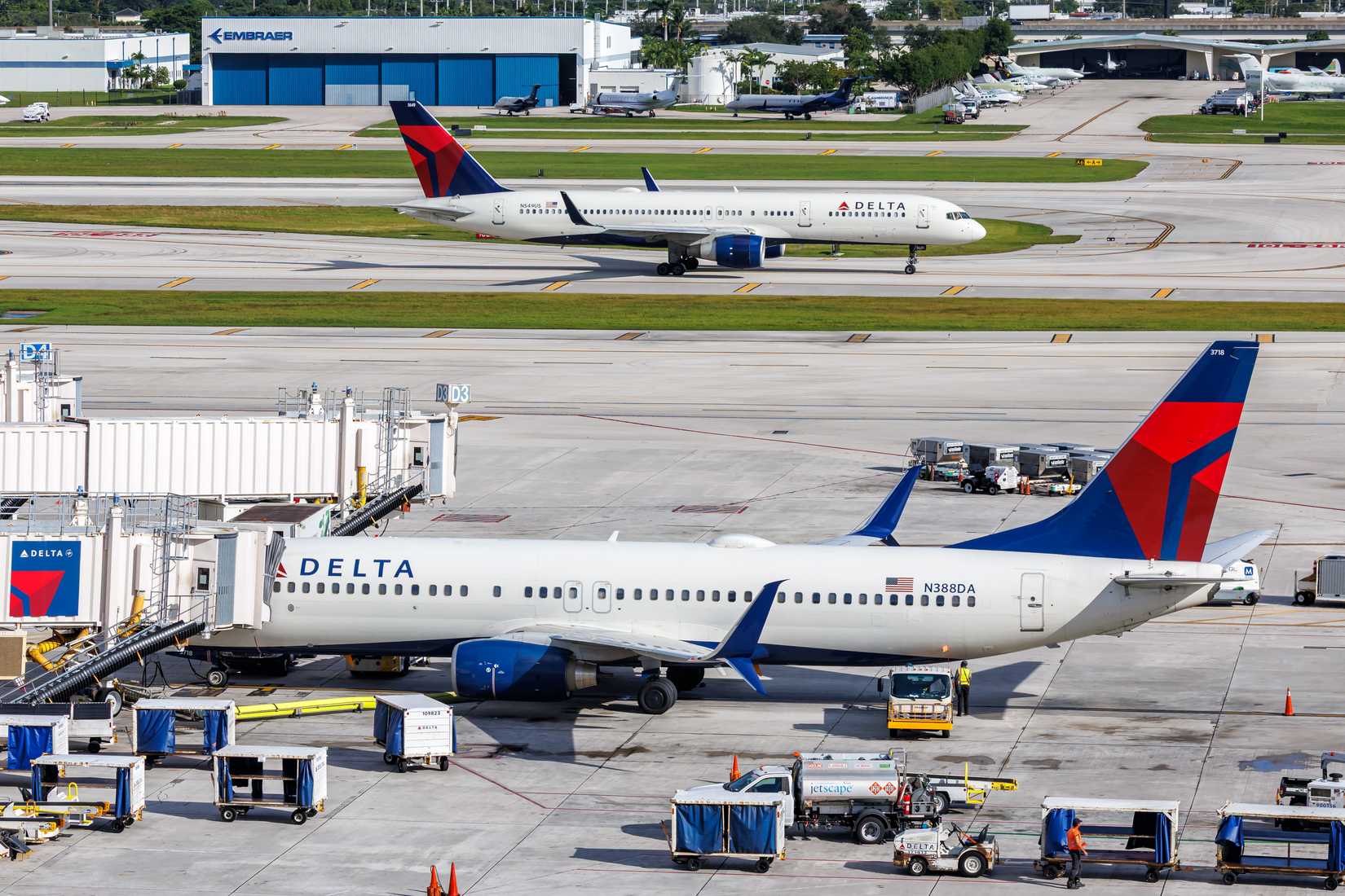 Delta Air Lines Boeing airplanes in Fort Lauderdale, United States.