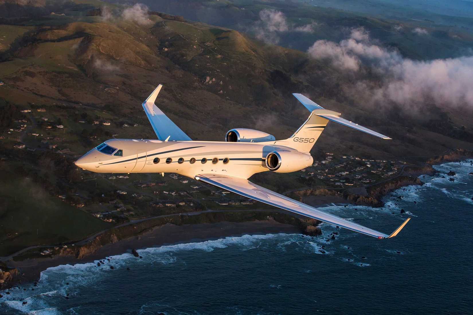 Gulfstream G550 jet 
