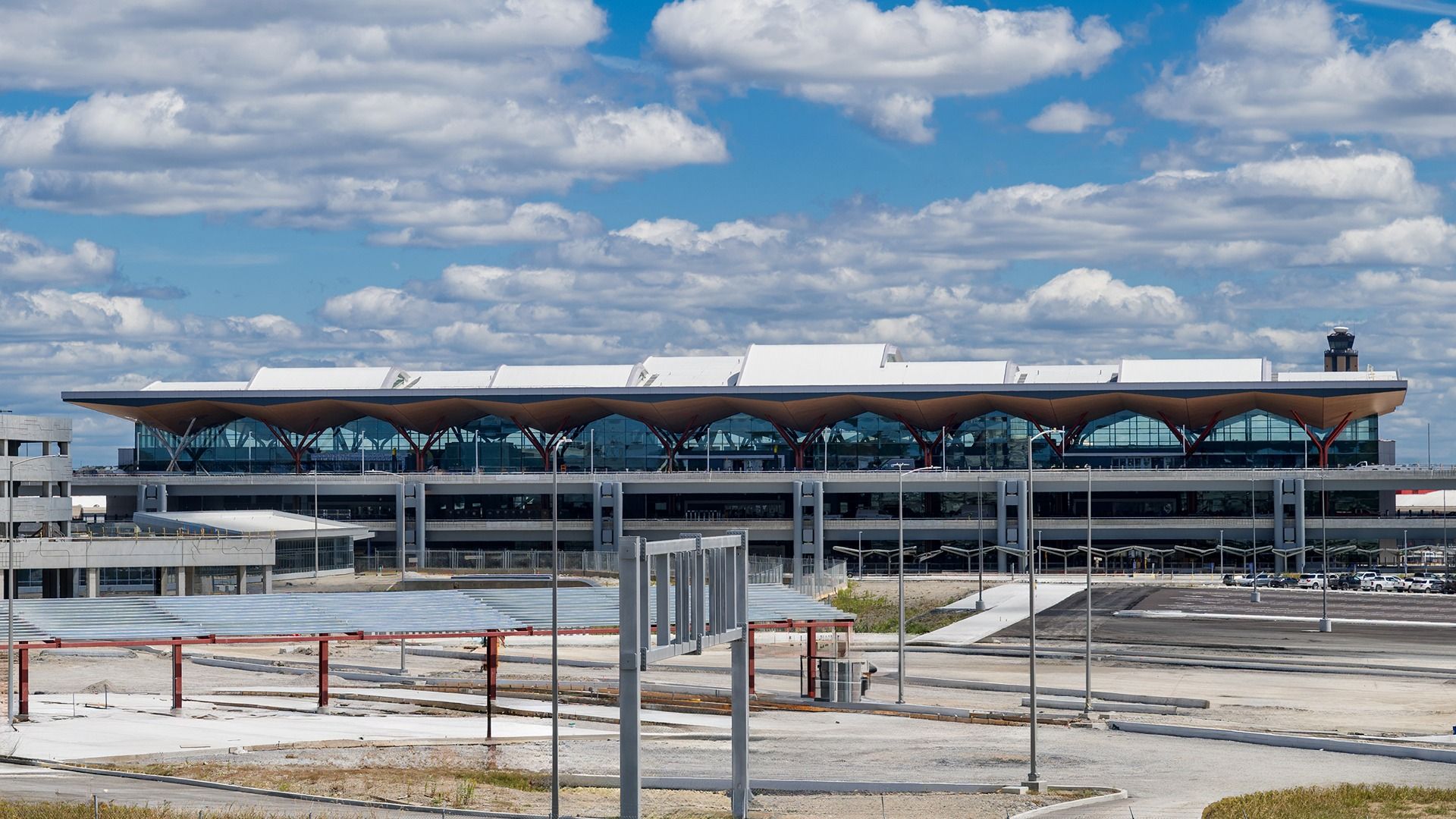 Pittsburgh International Airport Sets Opening Date For New Terminal
