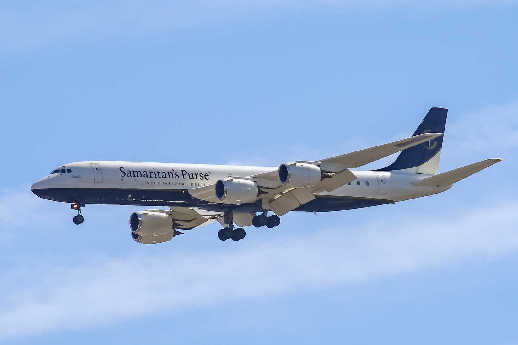 Samaritan's Purse DC-8 2