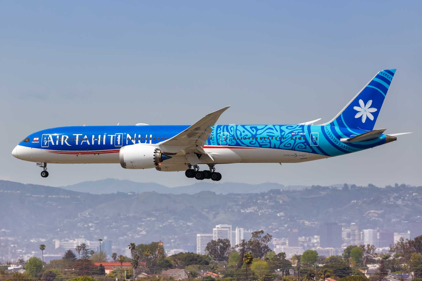 Air Tahiti Nui Boeing 787-9