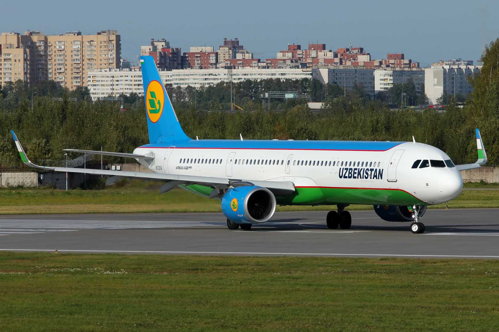 Airbus A321-253NX(LR) - Uzbekistan Airways
