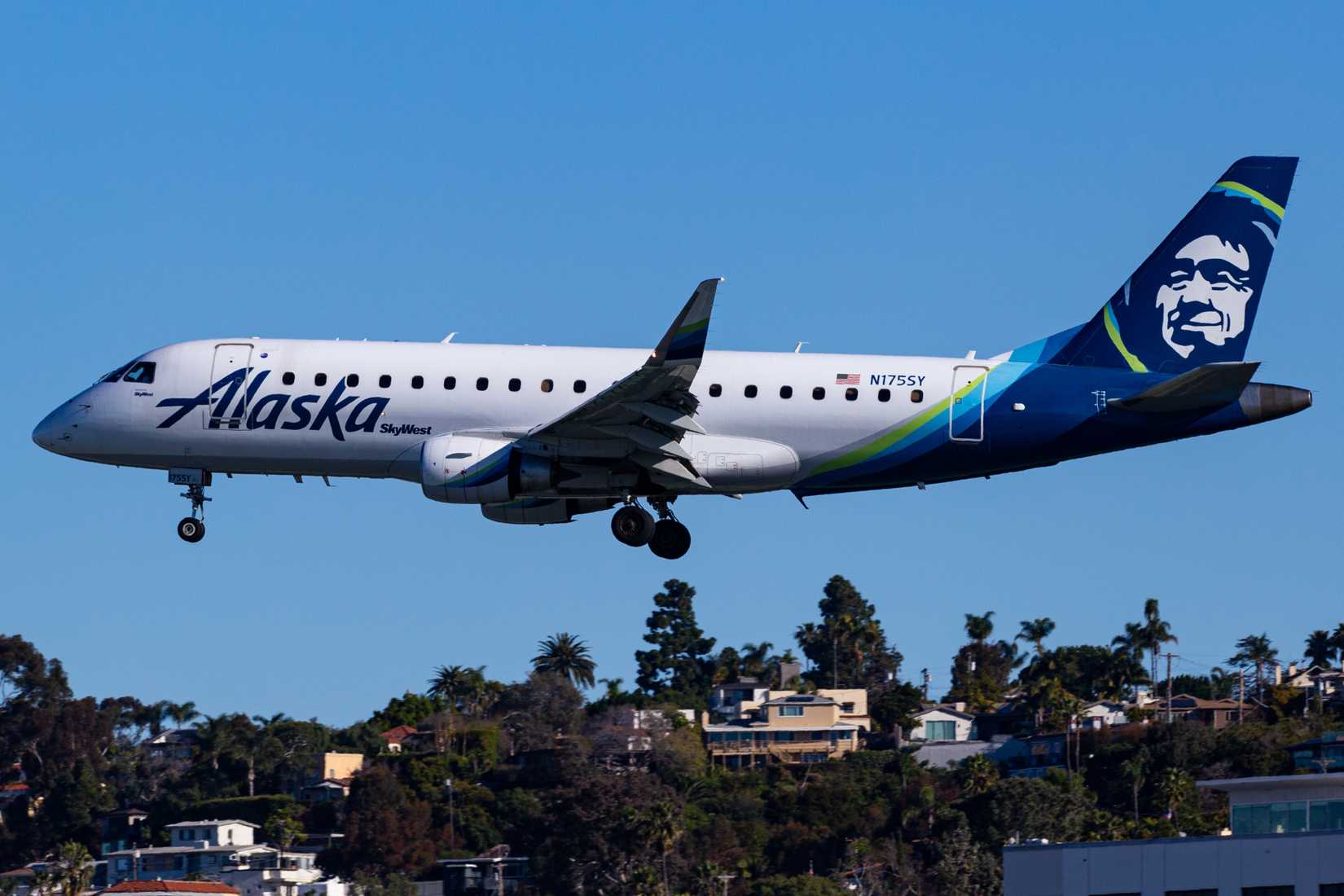 Alaska Airlines Embraer ERJ 175 aircraft