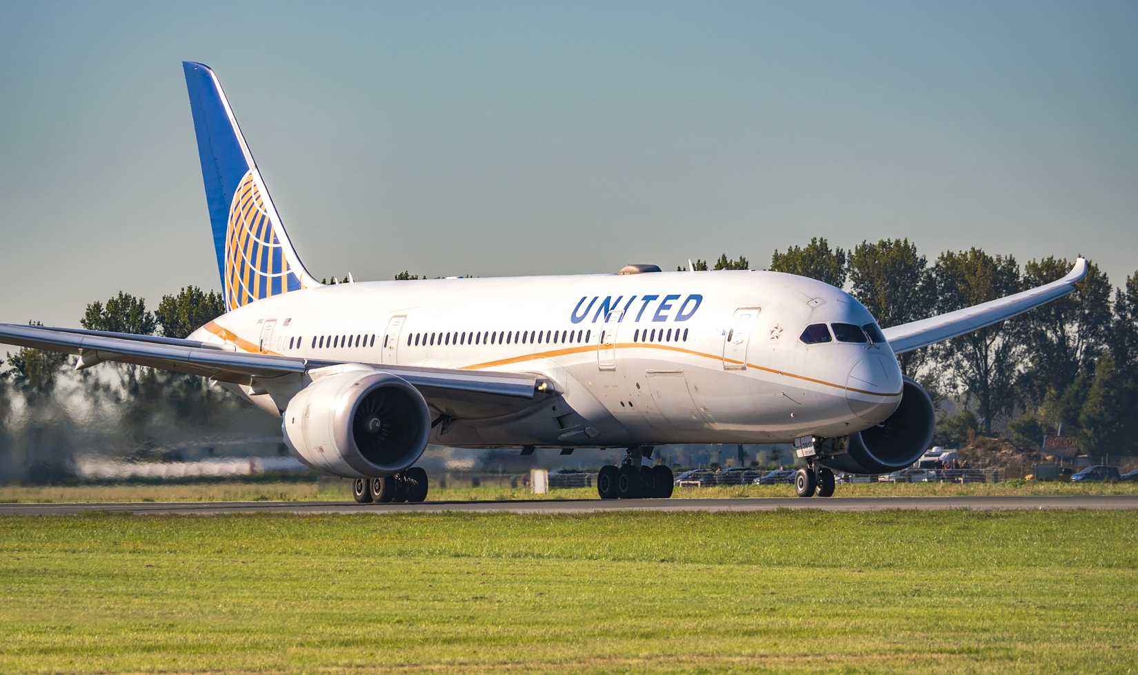 United Airlines 787-8 Dreamliner AMS Amsterdam