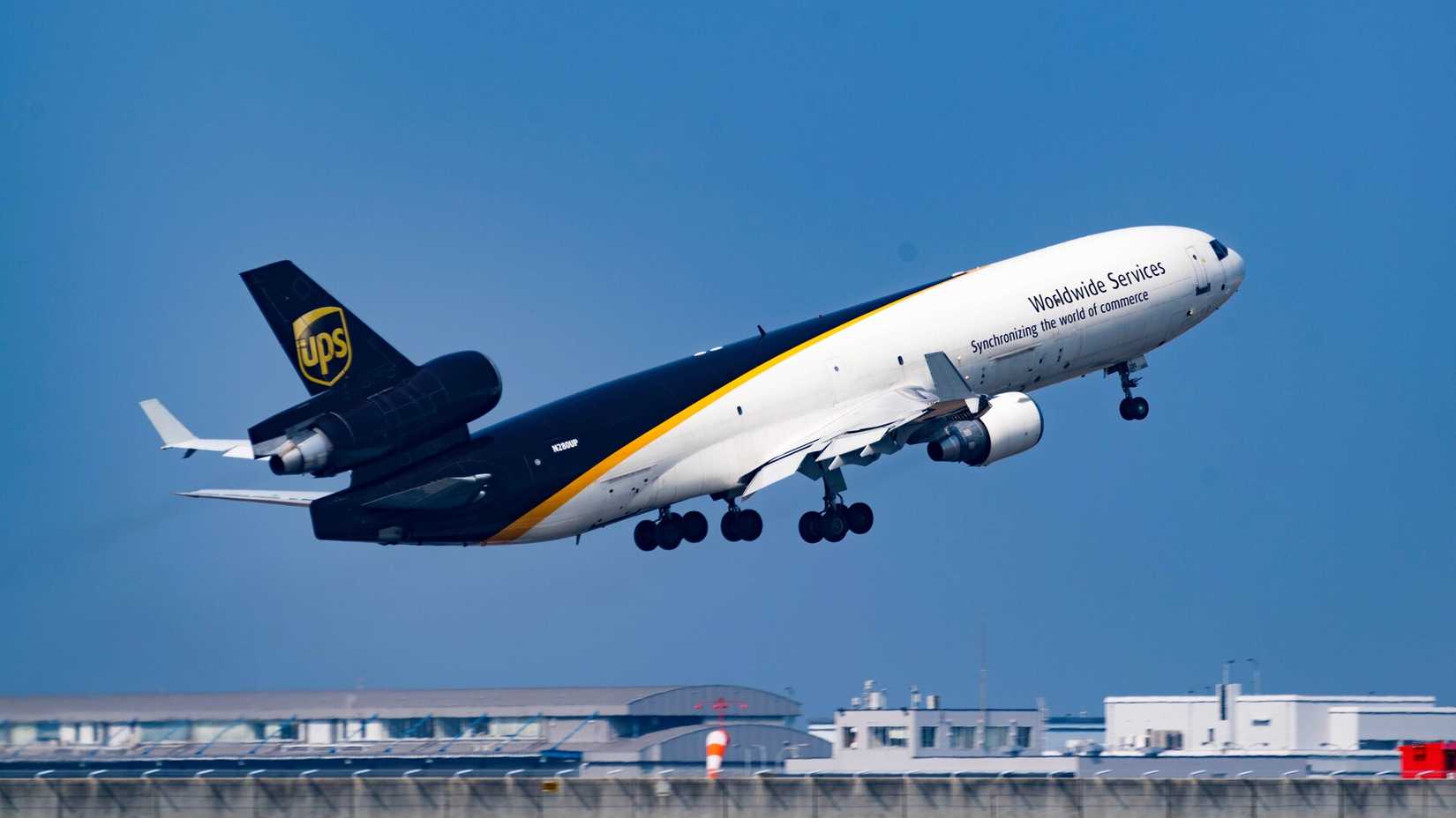 UPS McDonnell Douglas MD-11 taking off