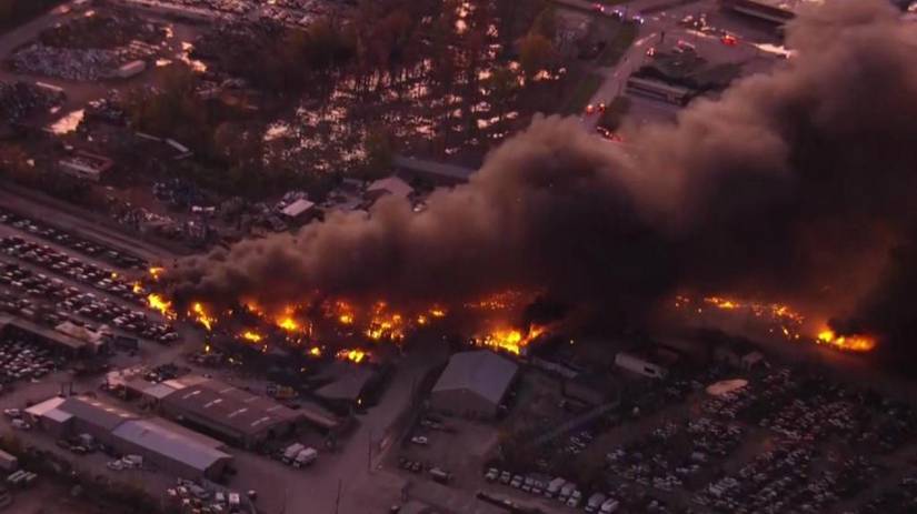 UPS MD-11 (N259UP) as flight 2976 crashed after taking off from Muhammad Ali International Airport in Louisville, Kentucky