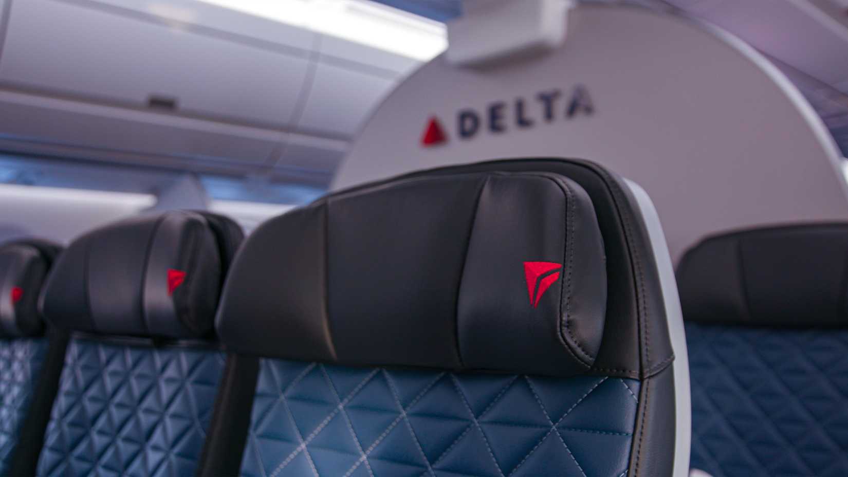 What Are The Benefits Of Flying Delta Air Lines' Premium Select