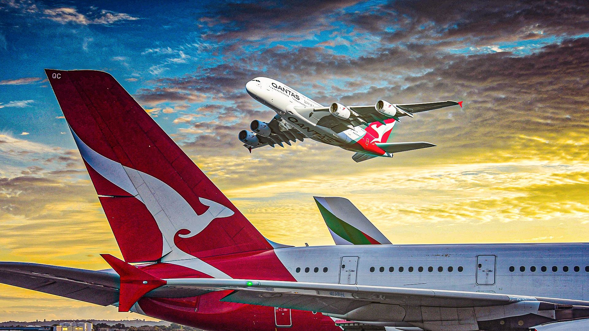 209 - Qantas Airbus A380 - Ceri Breeze Merrillie Redden _ Shutterstock
