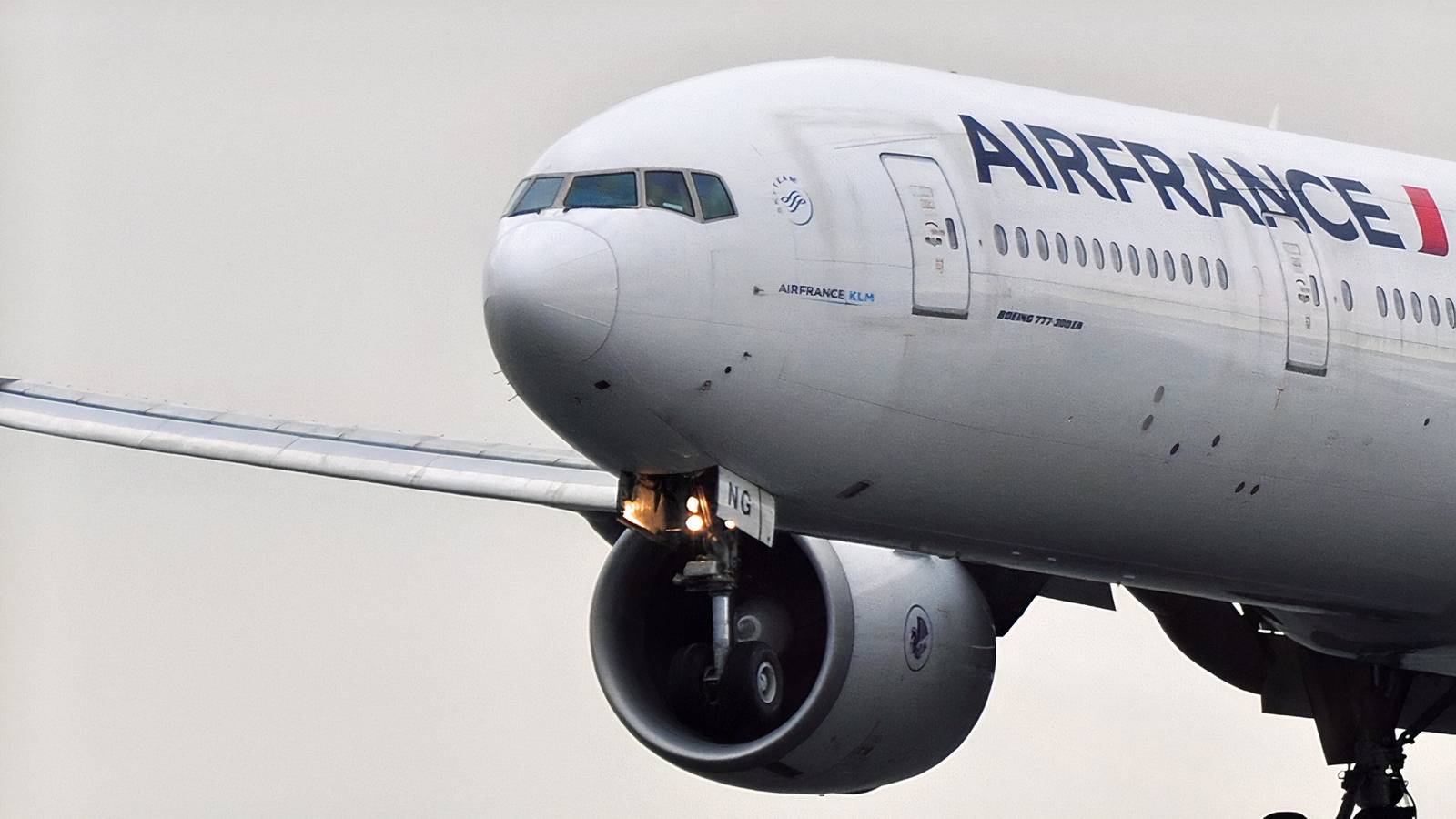 Air France Boeing 777 Seat Map Cabin Layout and Seat Dimensions