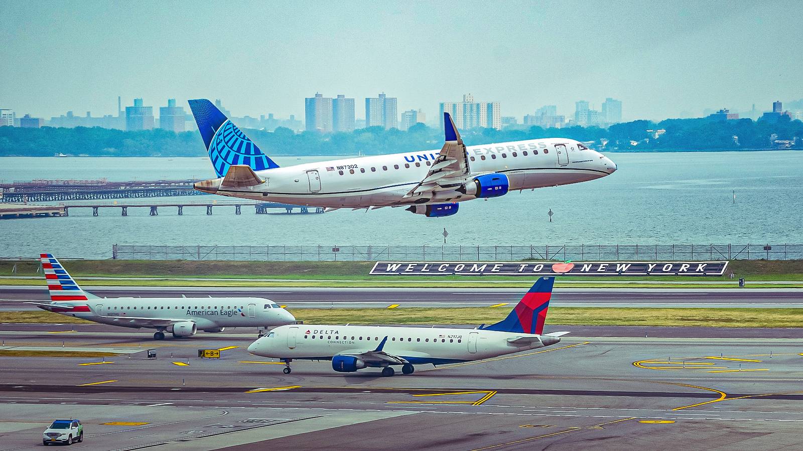 United Vs. American Vs. Delta Air Lines: Which Carrier Will Have The Most Flights In 2026?