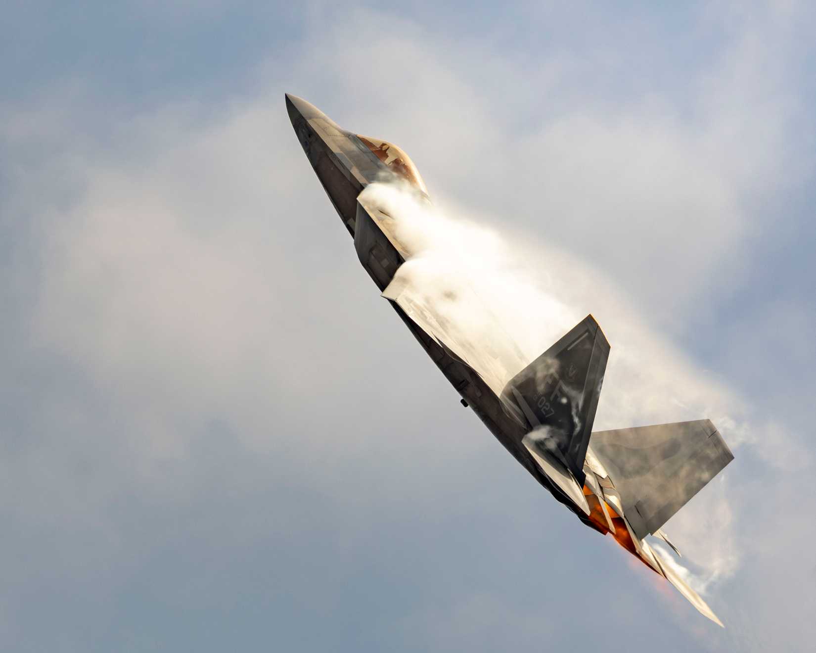 Air Force F-22 Raptor performs an aerial demonstration during the 2025 Marine Corps Air Station Miramar Air Show in San Diego