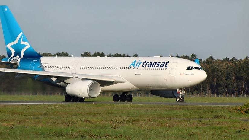 Air Transat Airbus A330-200 taxiing