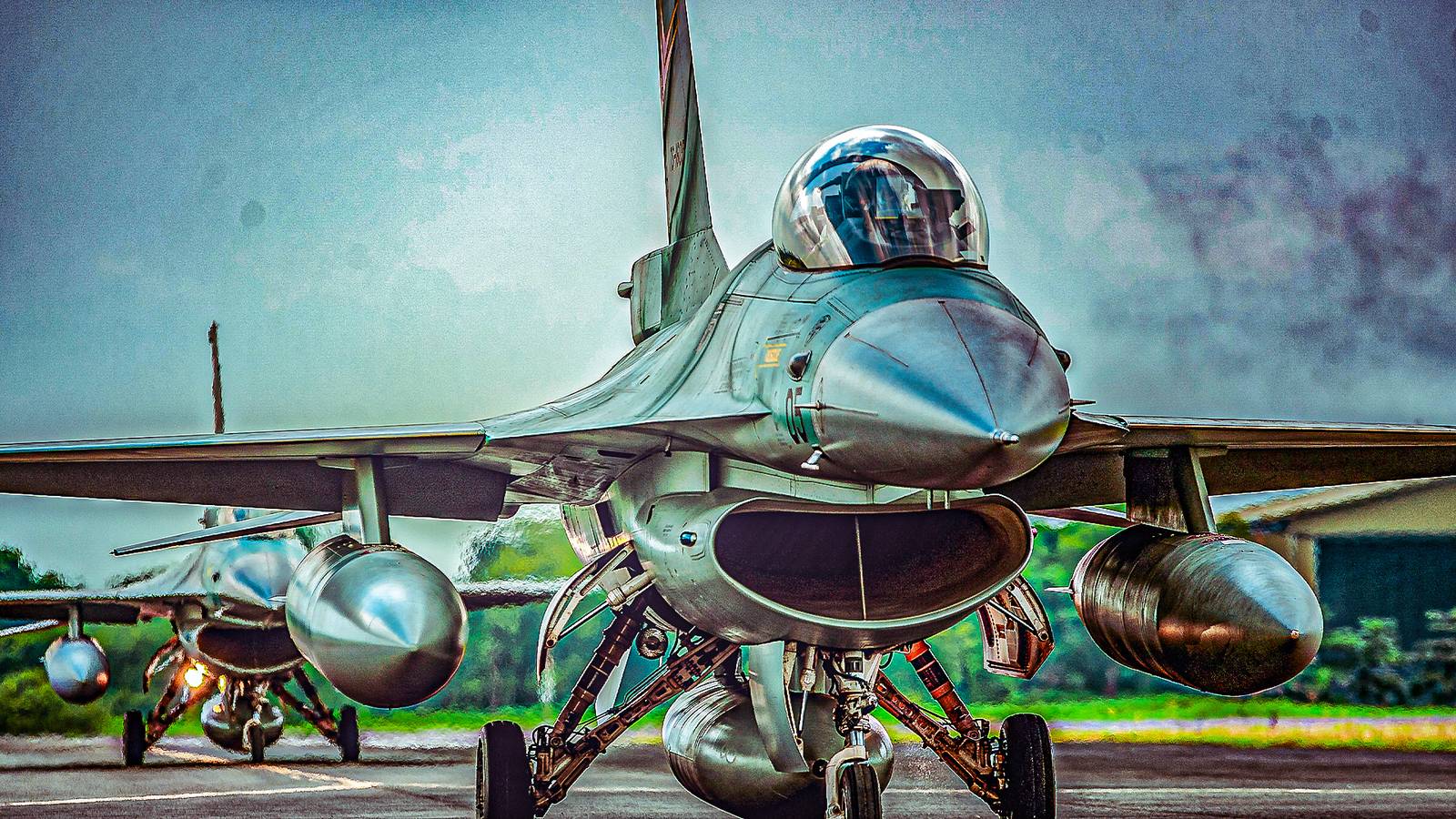 Top 5: These Are The Largest Air Force Bases By Aircraft Capacity