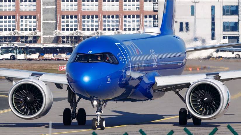 ITA Airways Airbus A320neo taxiing