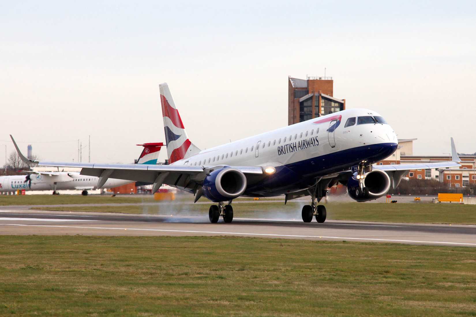 BA E190 At London City Airport