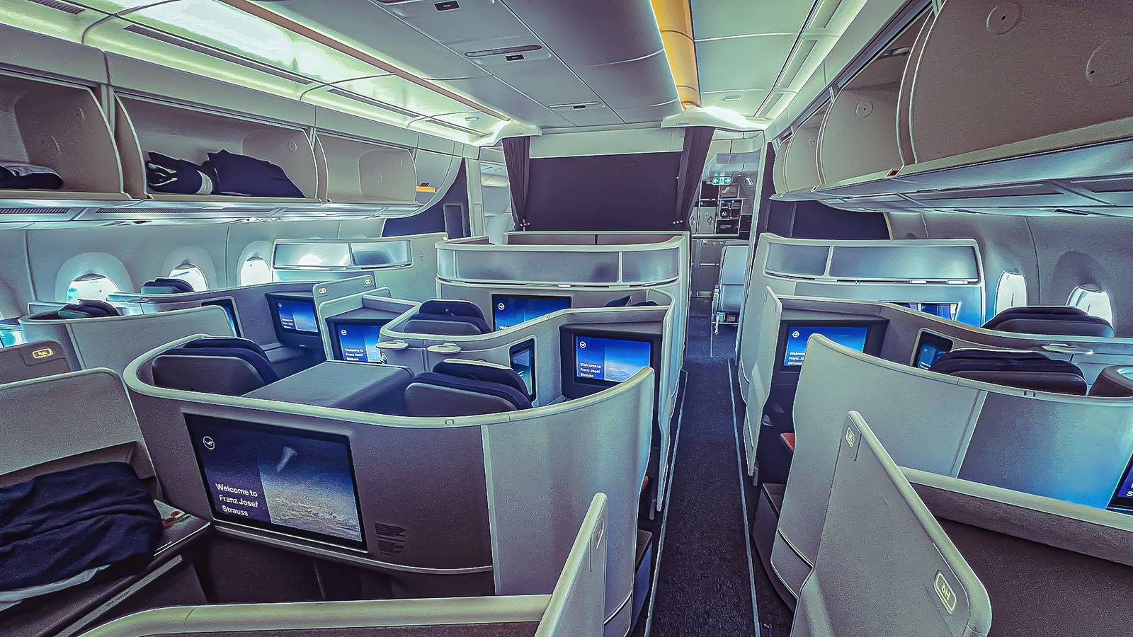 What It Costs To Fly Business Class On The World's Longest Boeing 777 Routes