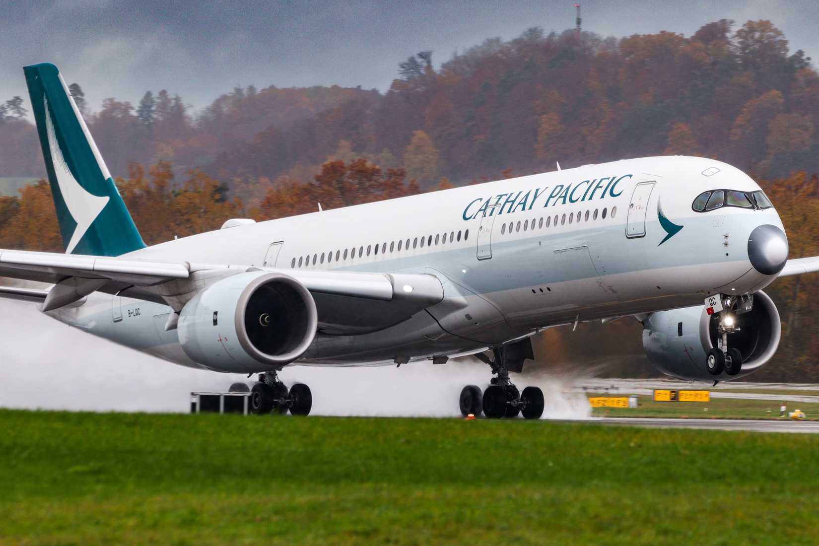 Cathay Pacific Airbus A350-941 landing Zurich Airport.