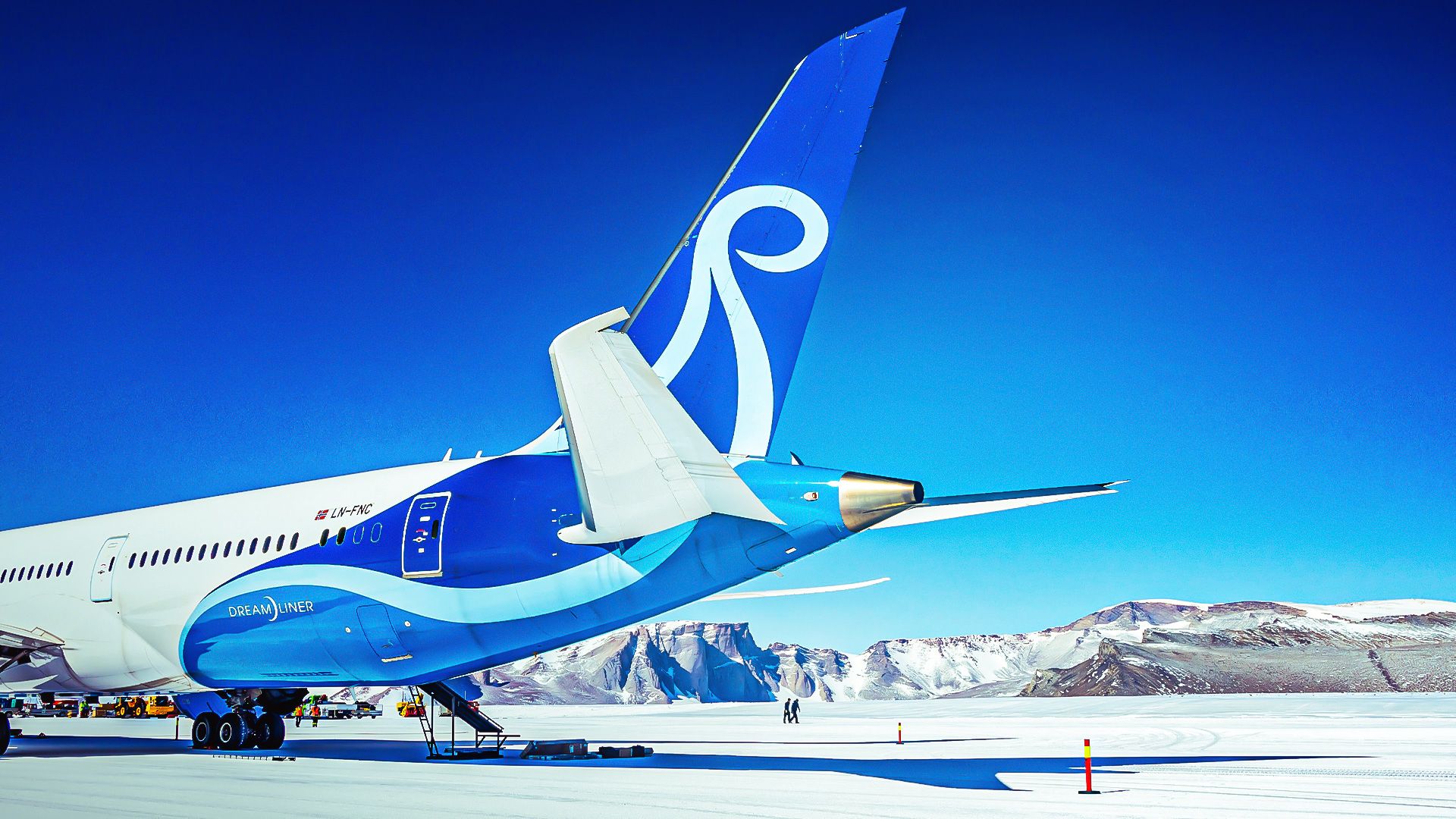 Why Don’t Airlines Regularly Fly To Antarctica?
