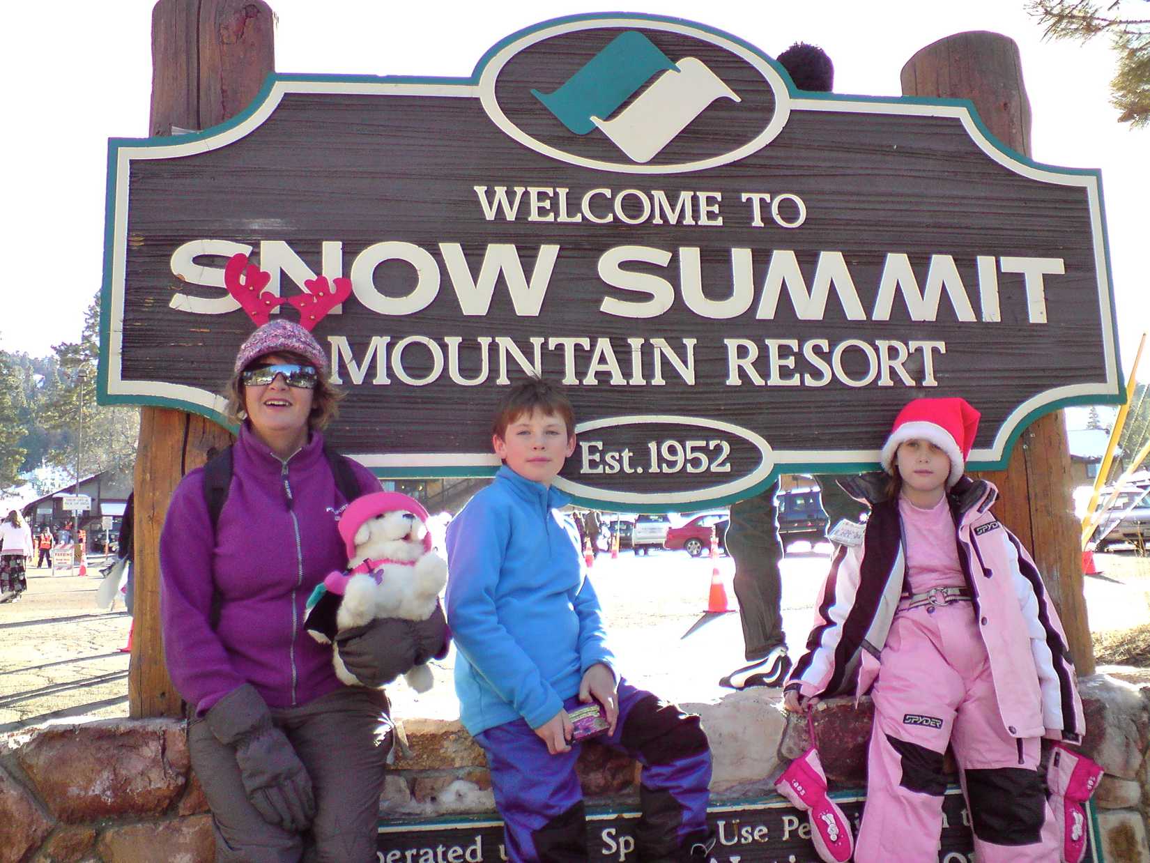 Captain Chris Family Skiing