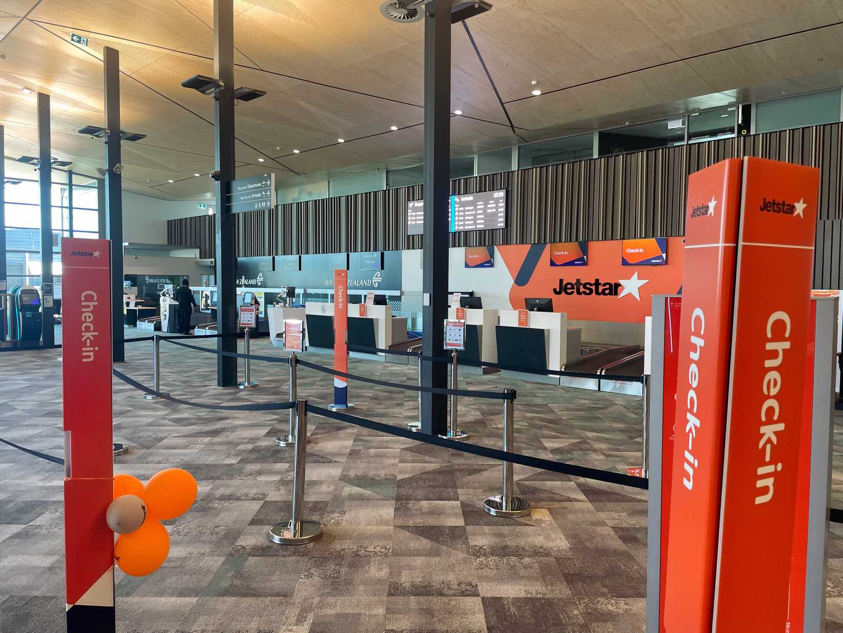 Hamilton Airport HLZ check in Jetstar Air New Zealand