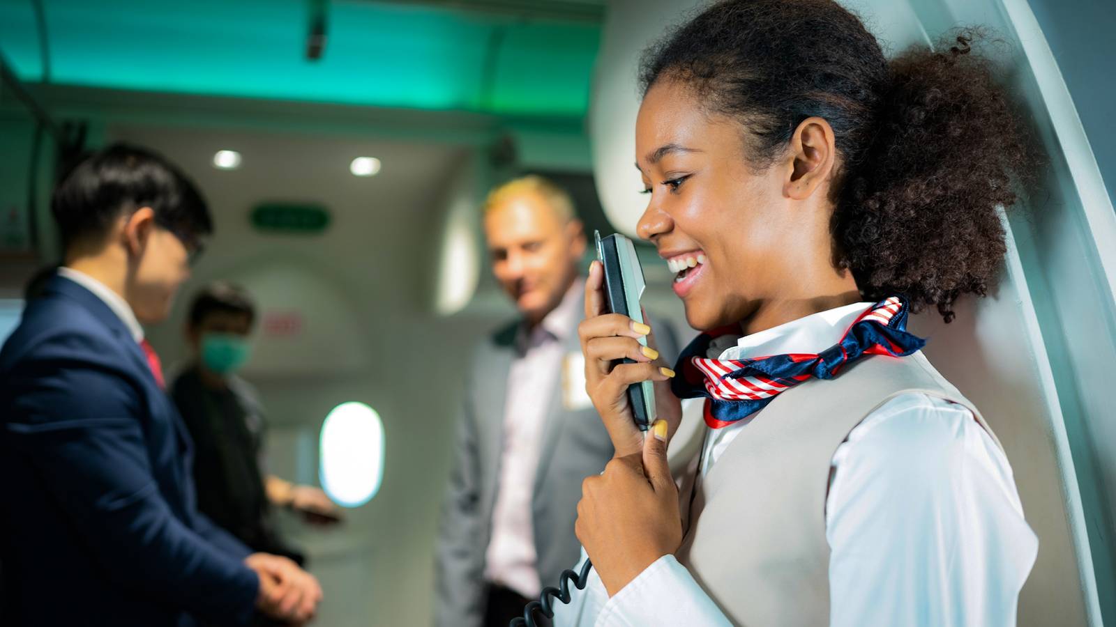 Here’s What Airline Cabin Crews Immediately Observe About You