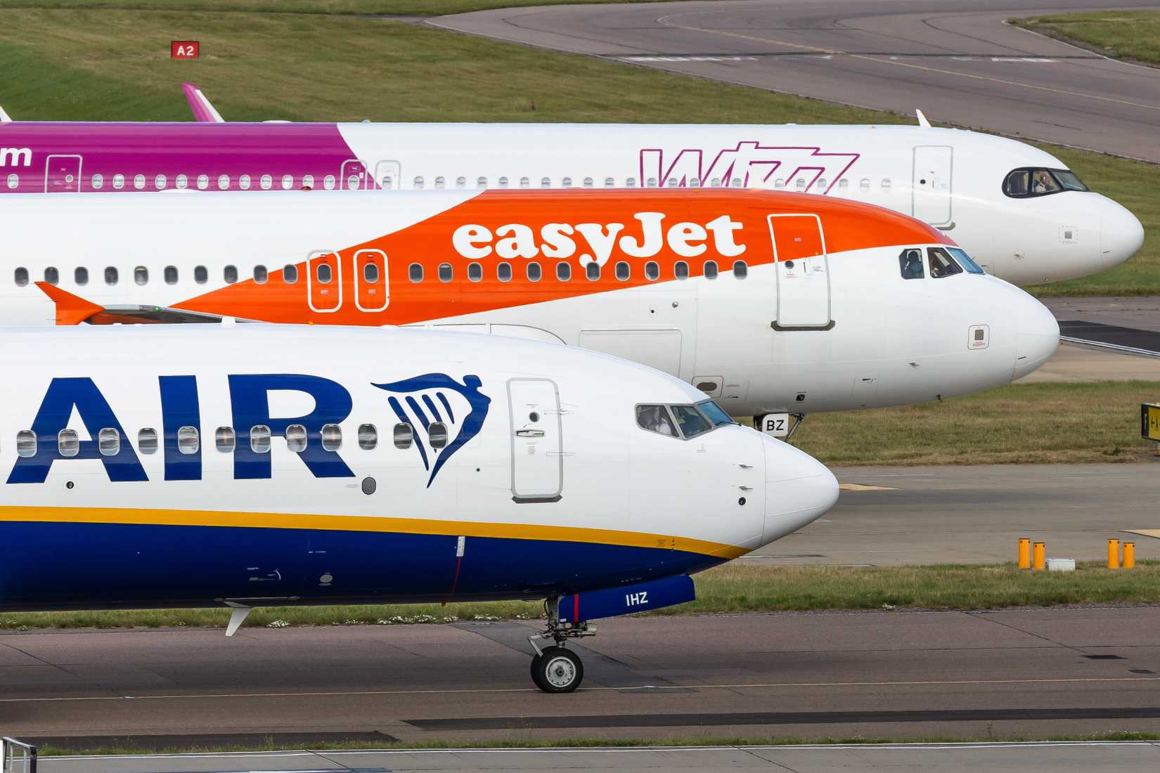 Ryanair easyJet Wizz