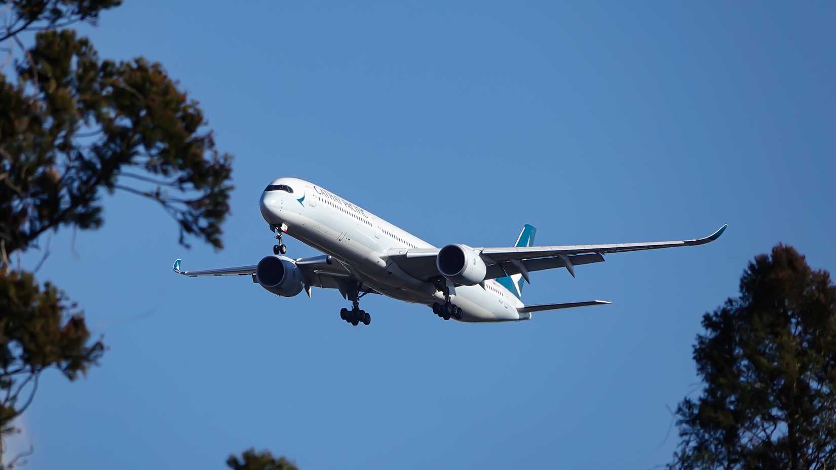 cathay pacific airbus a350-1000