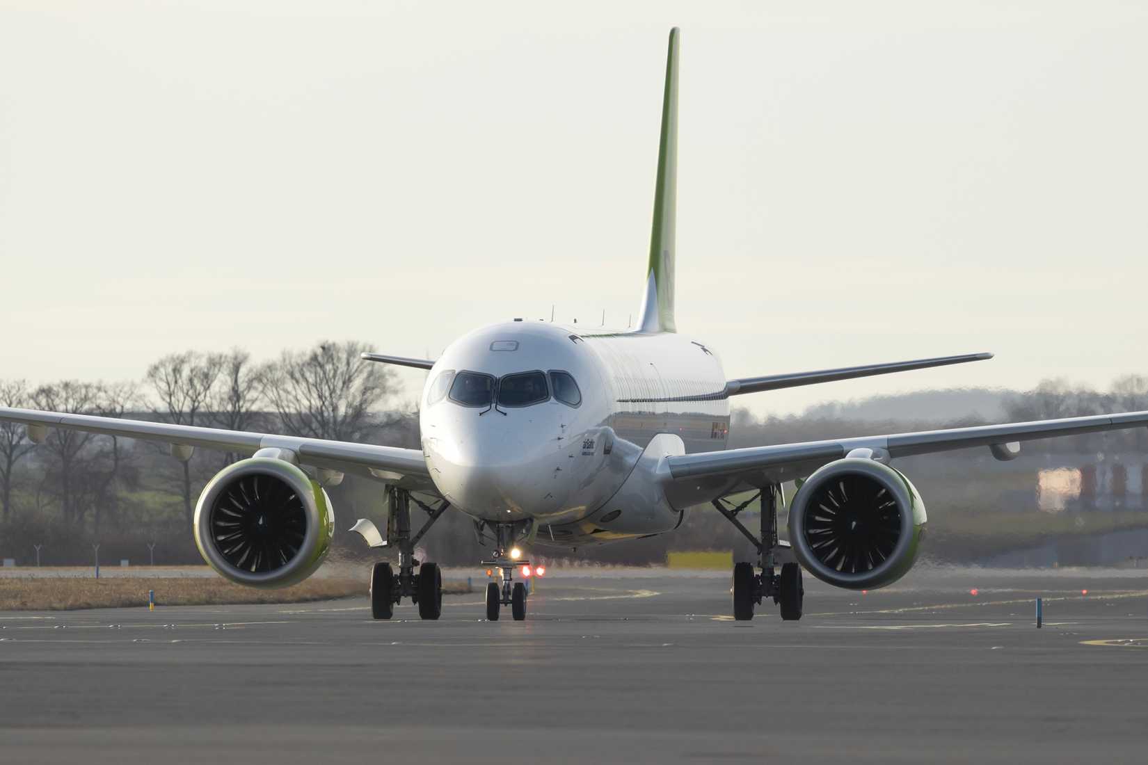 shutterstock_2420258291