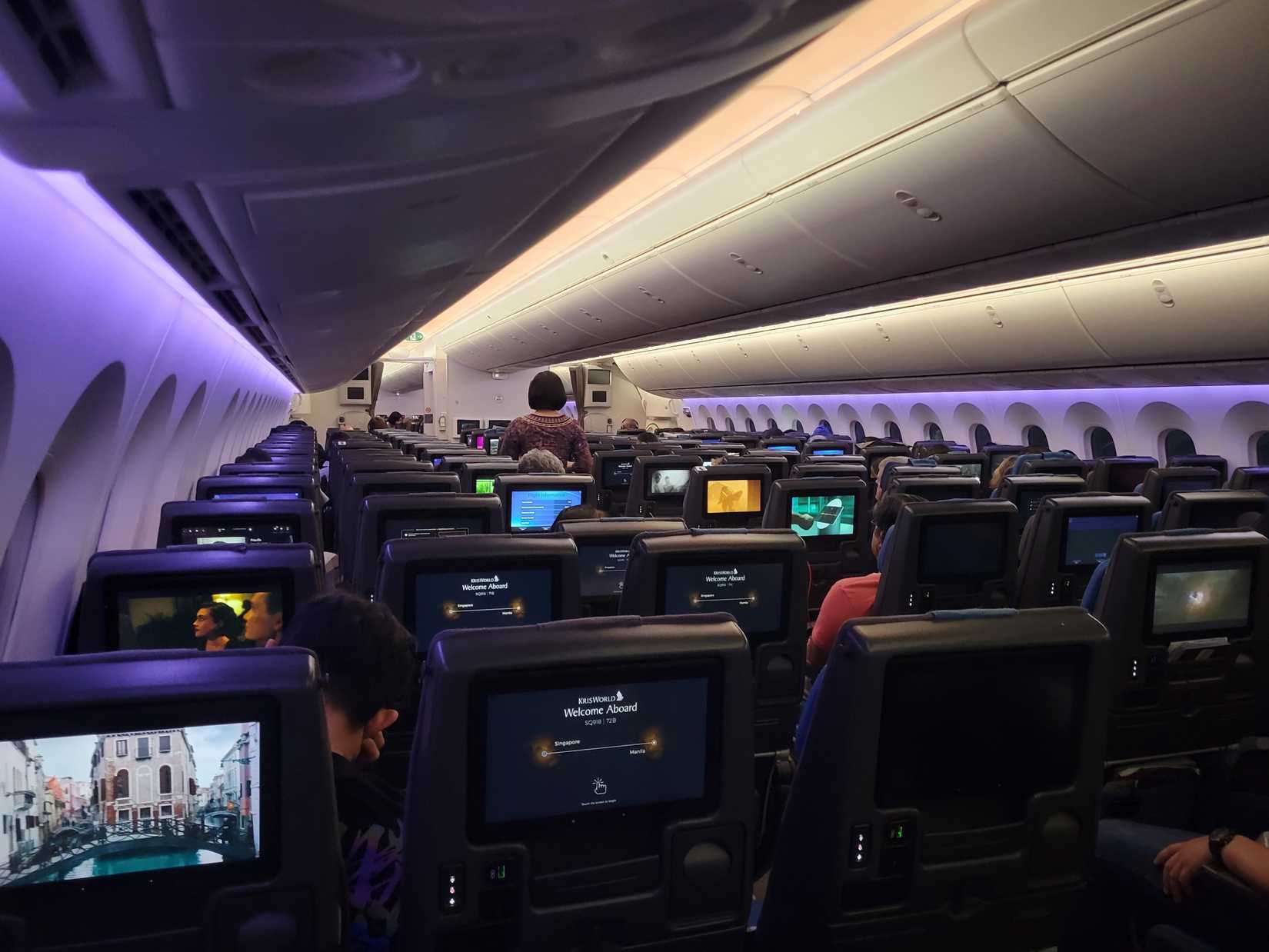 Singapore Airlines Boeing 787-10 Economy