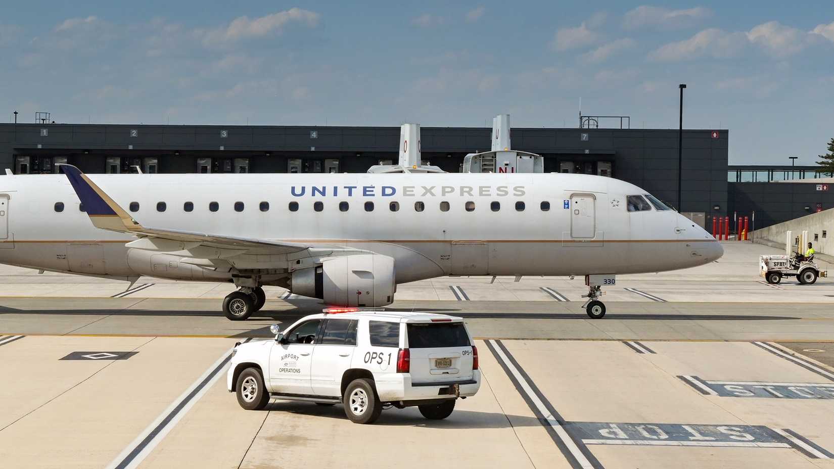 A United Express Embraer E175 on the ground