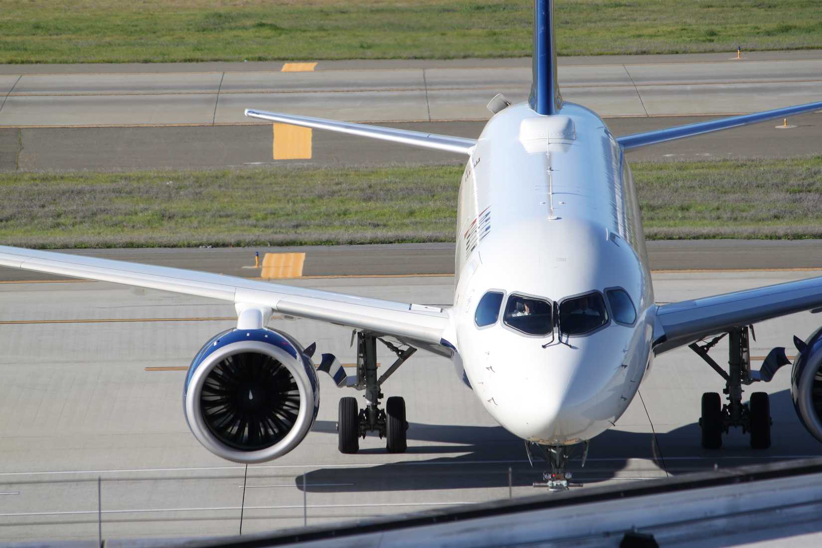 shutterstock_2589811995