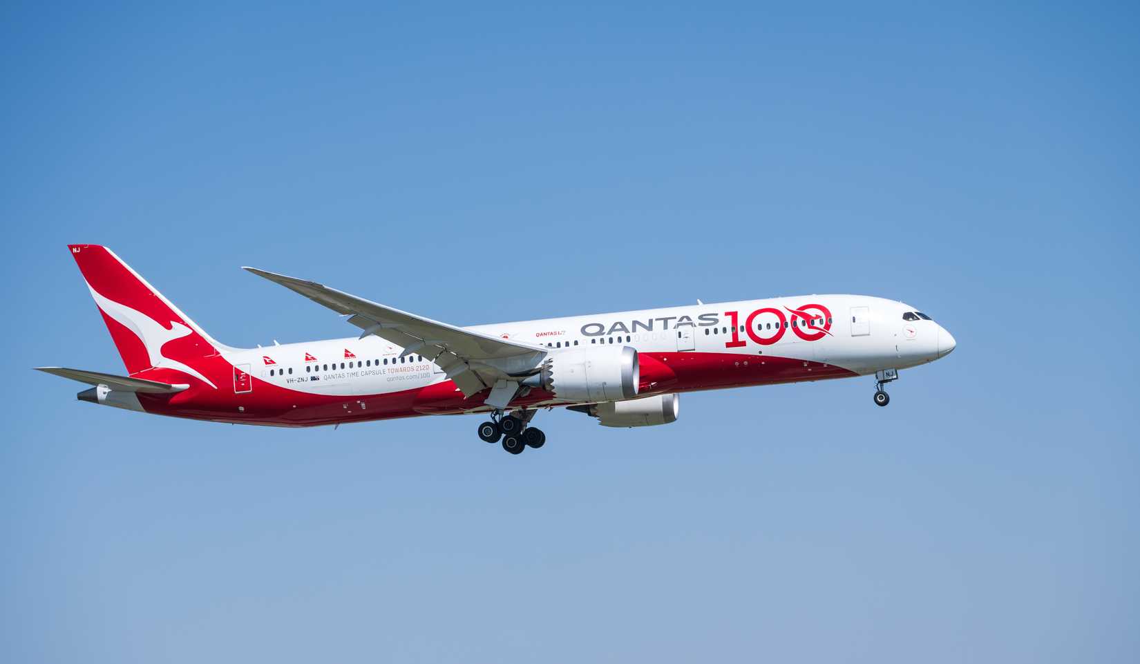 Qantas 787 Inflight 100th Anniversary Livery