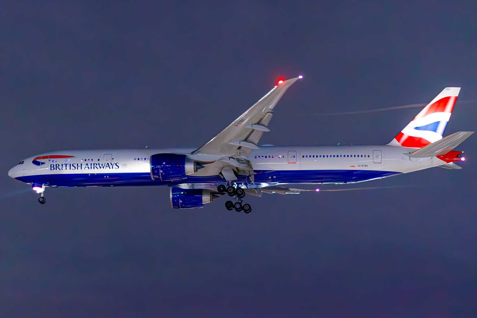 British Airways Boeing 777-300ER On Approach
