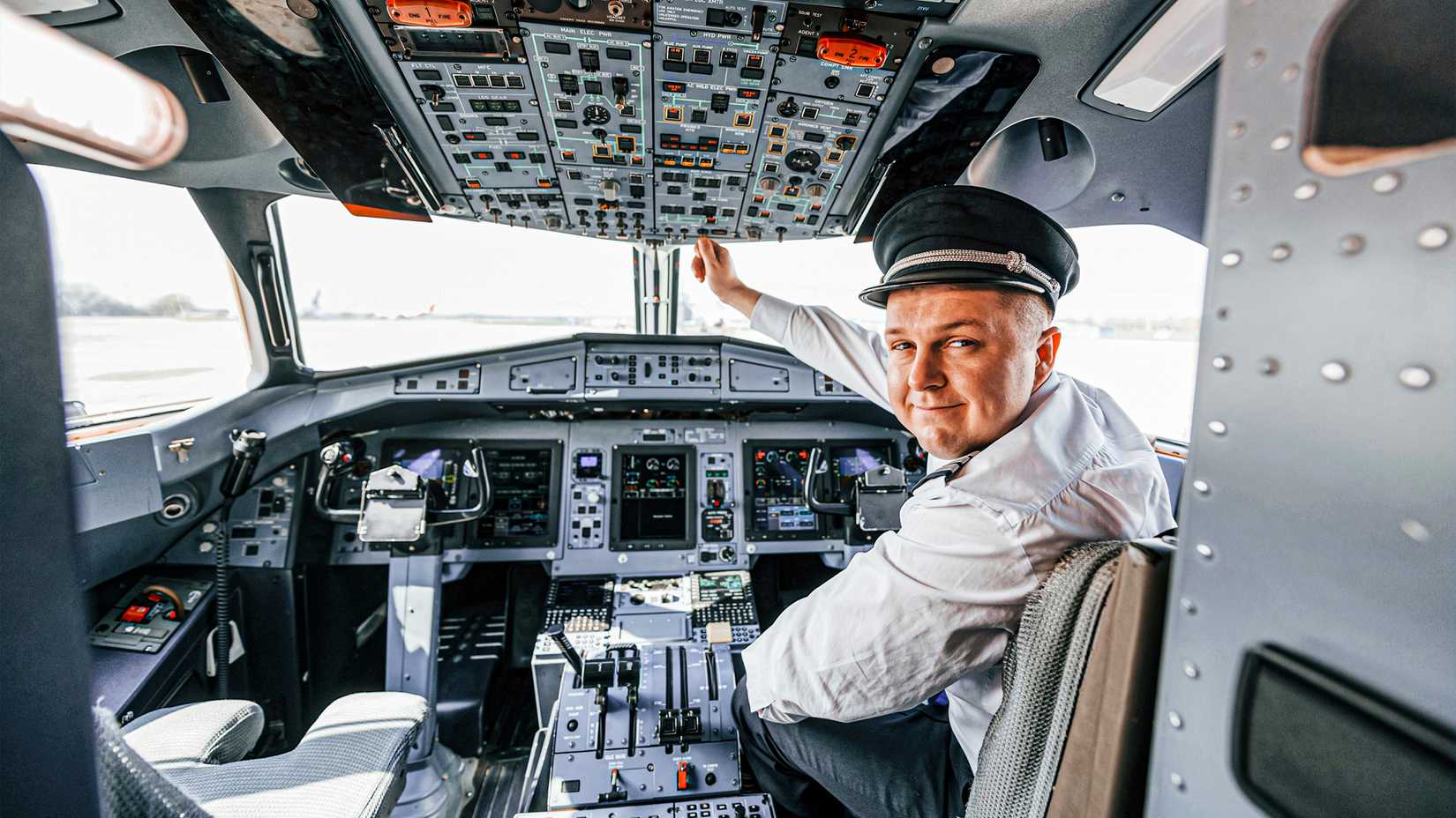 Pilot In Cockpit Custom Thumbnail