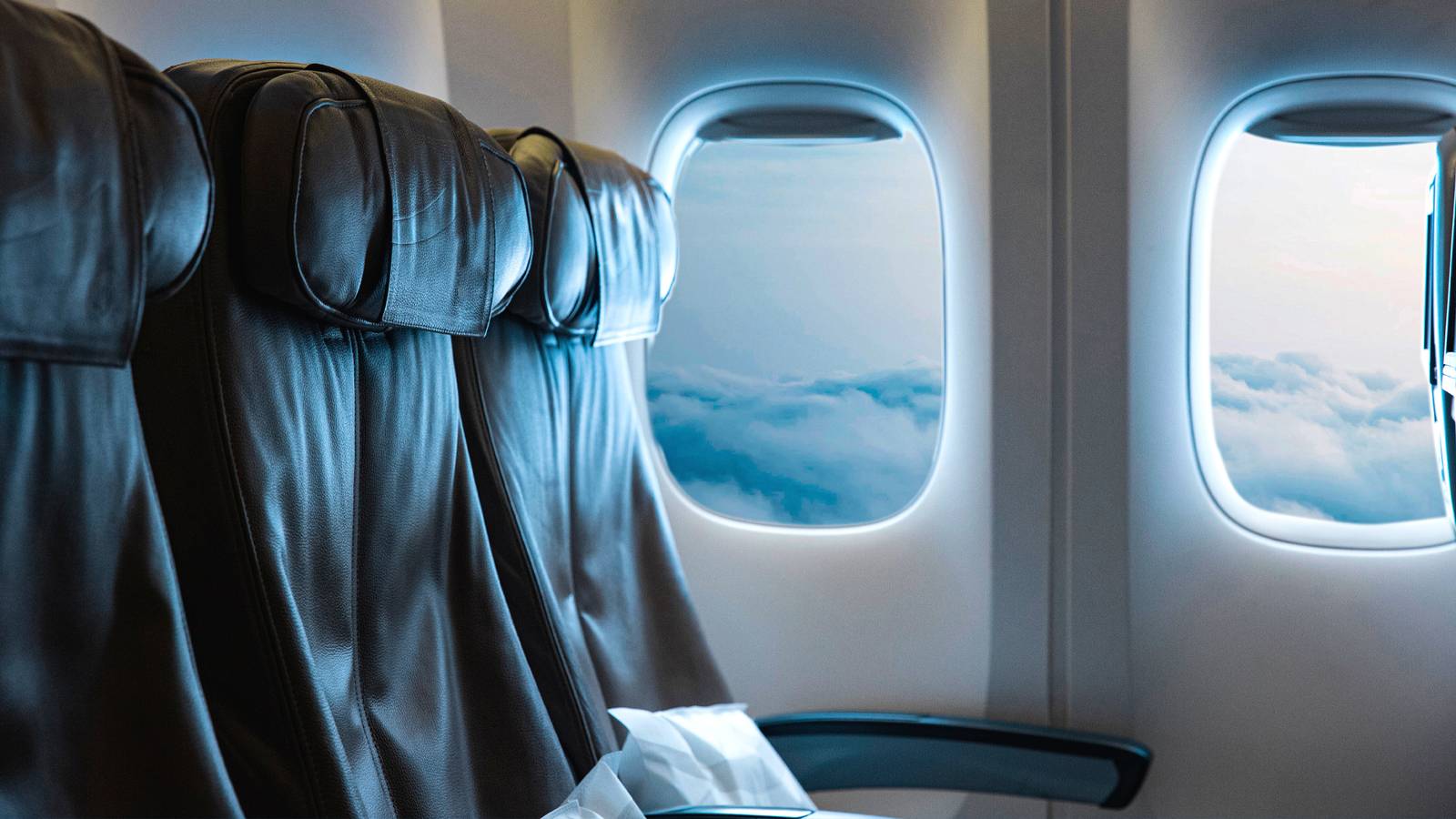 This Is Why Plane Windows Are Round