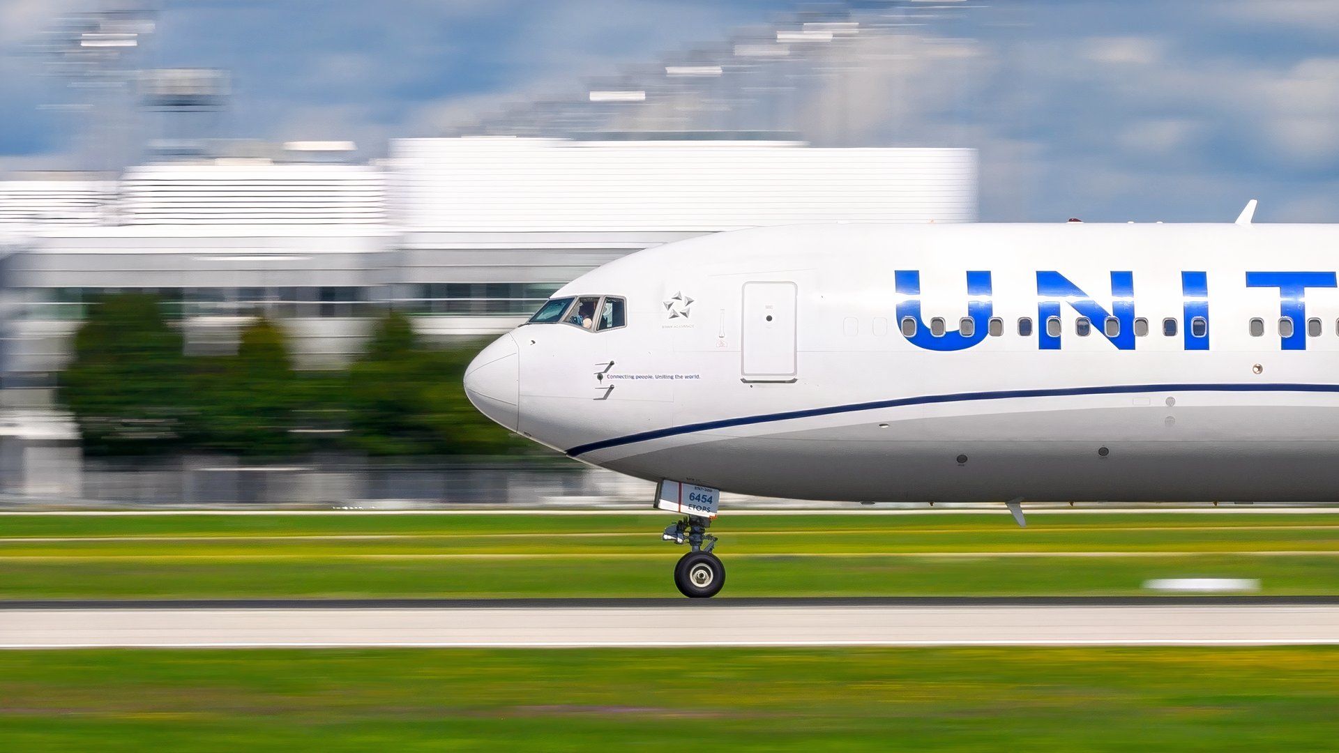 united-airlines-boeing-767-