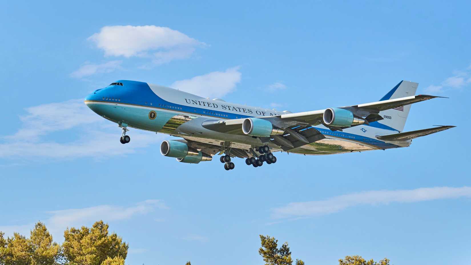 US Air Force's Air Force One Boeing 747-200B (VC-25A)  4