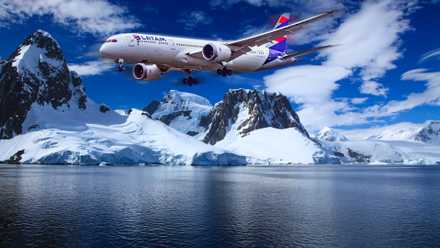 LATAM 787 Flying Over Antarctica Custom Thumbnail