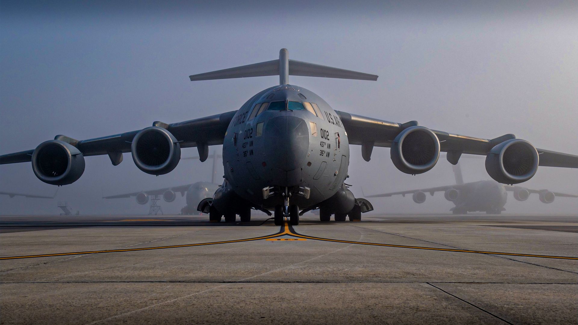 The C-17 Globemaster's Unusual Asymmetry