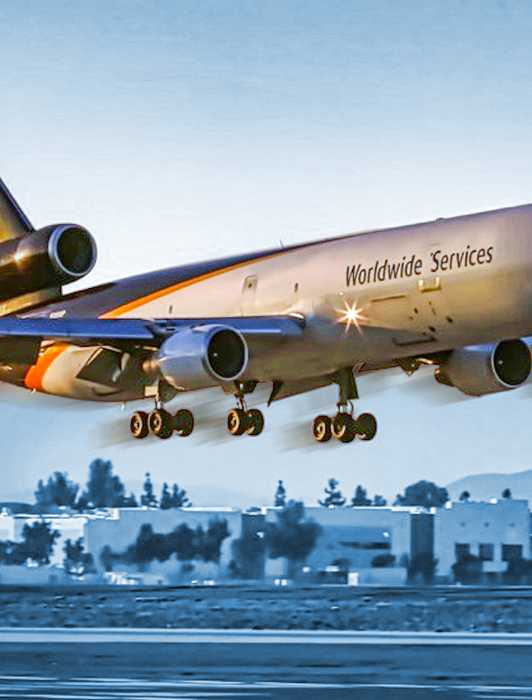 Split-Flap Airport Displays - The History Of The Solari Board