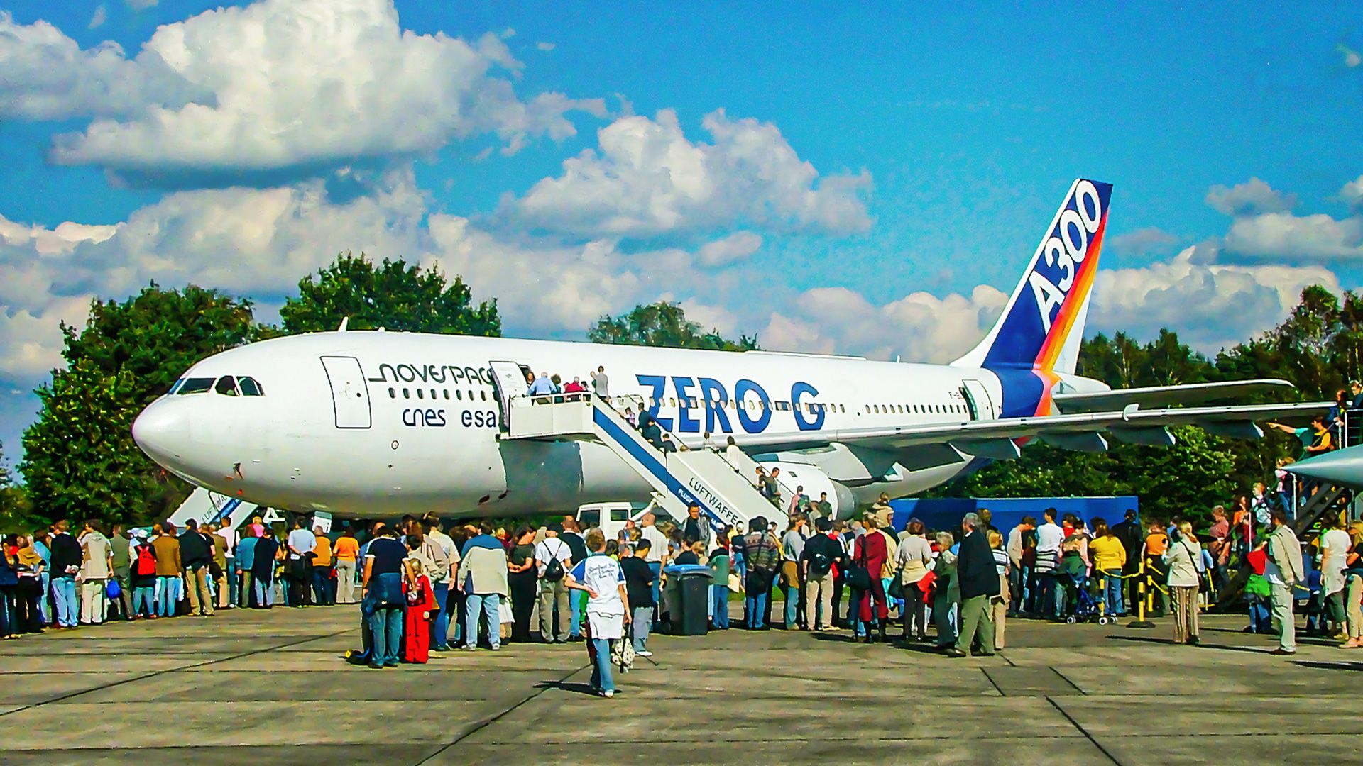 The Airbus A300's Unique Design That Pioneered Twin-Engine Widebodies