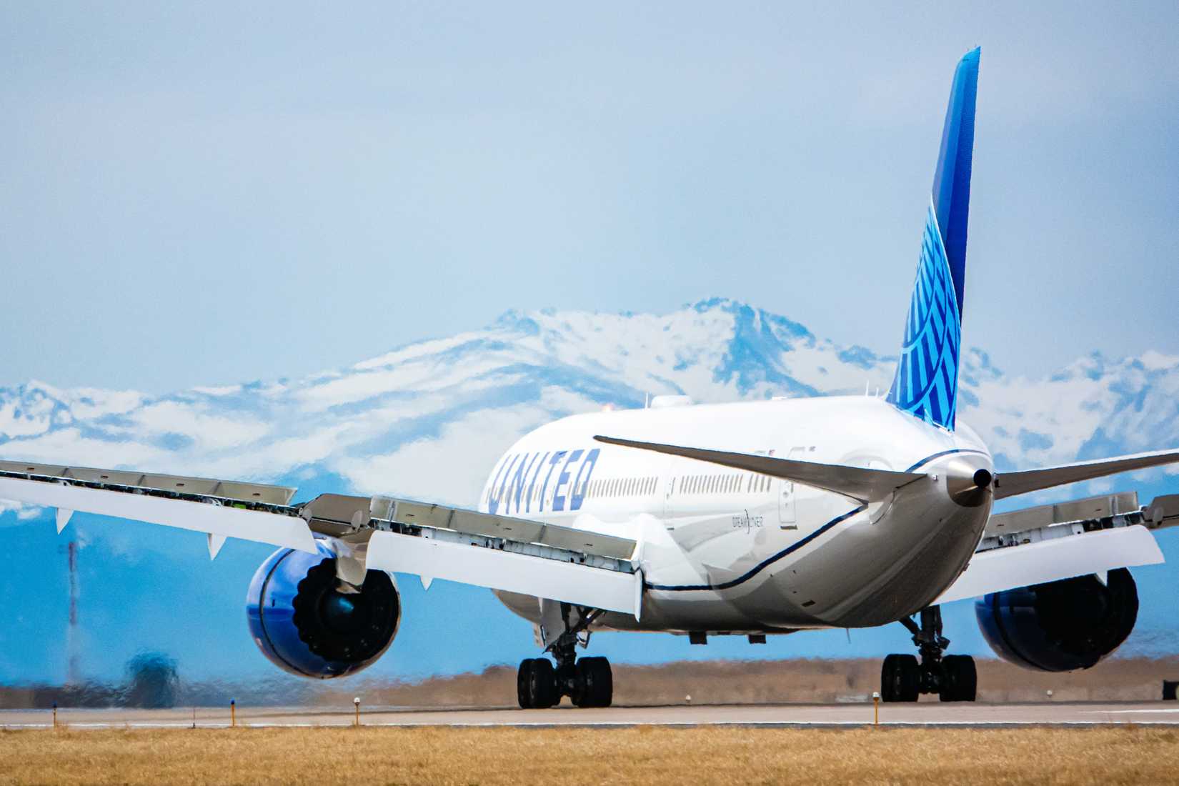 United Airlines Boeing 787