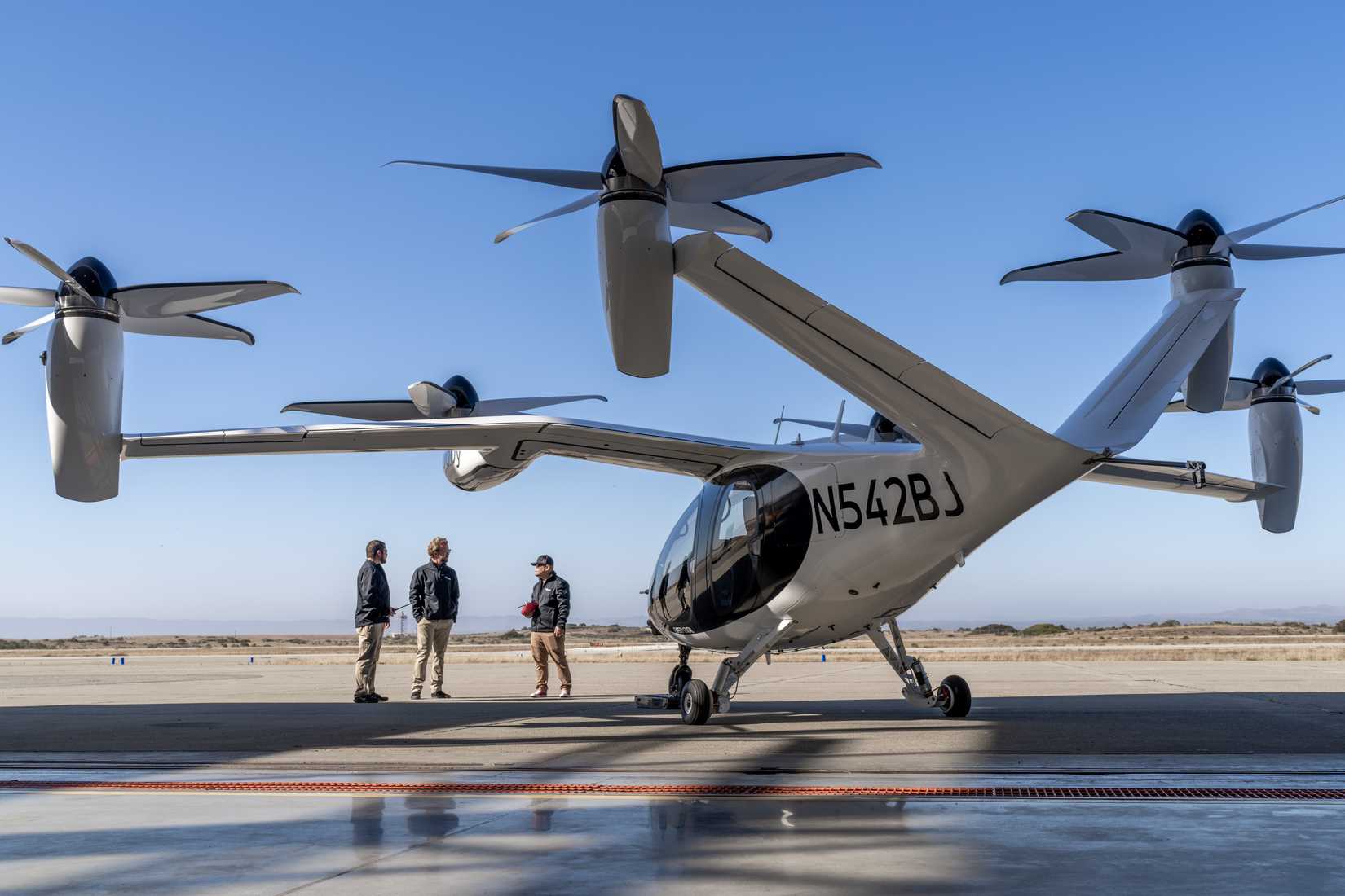 Joby Aviation Receives First eVTOL Flight Simulators for Pilot Training