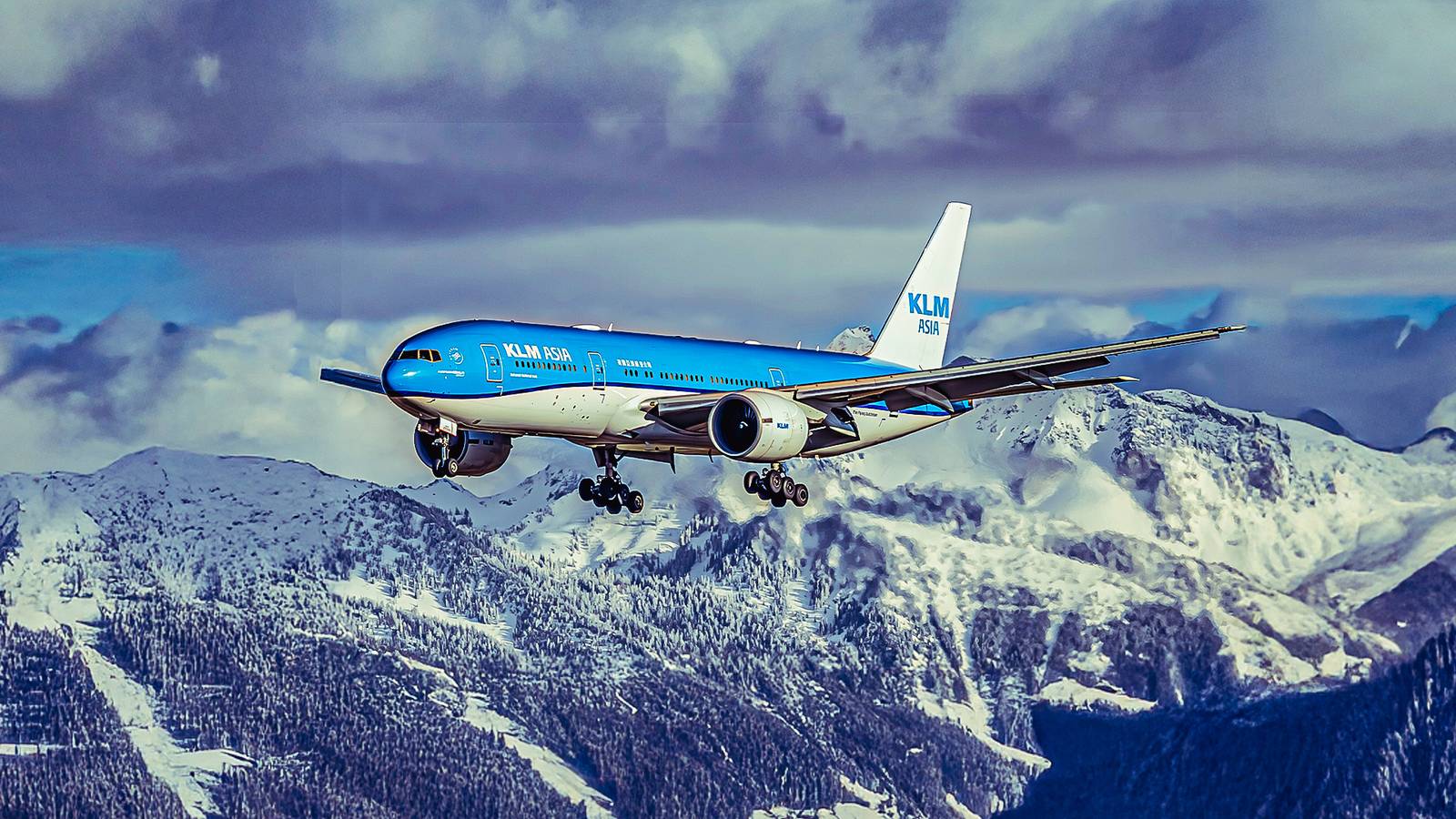 KLM Goes To Germany To Retrieve More De-Icing Fluid As Cancellations Rise To Nearly 2,400