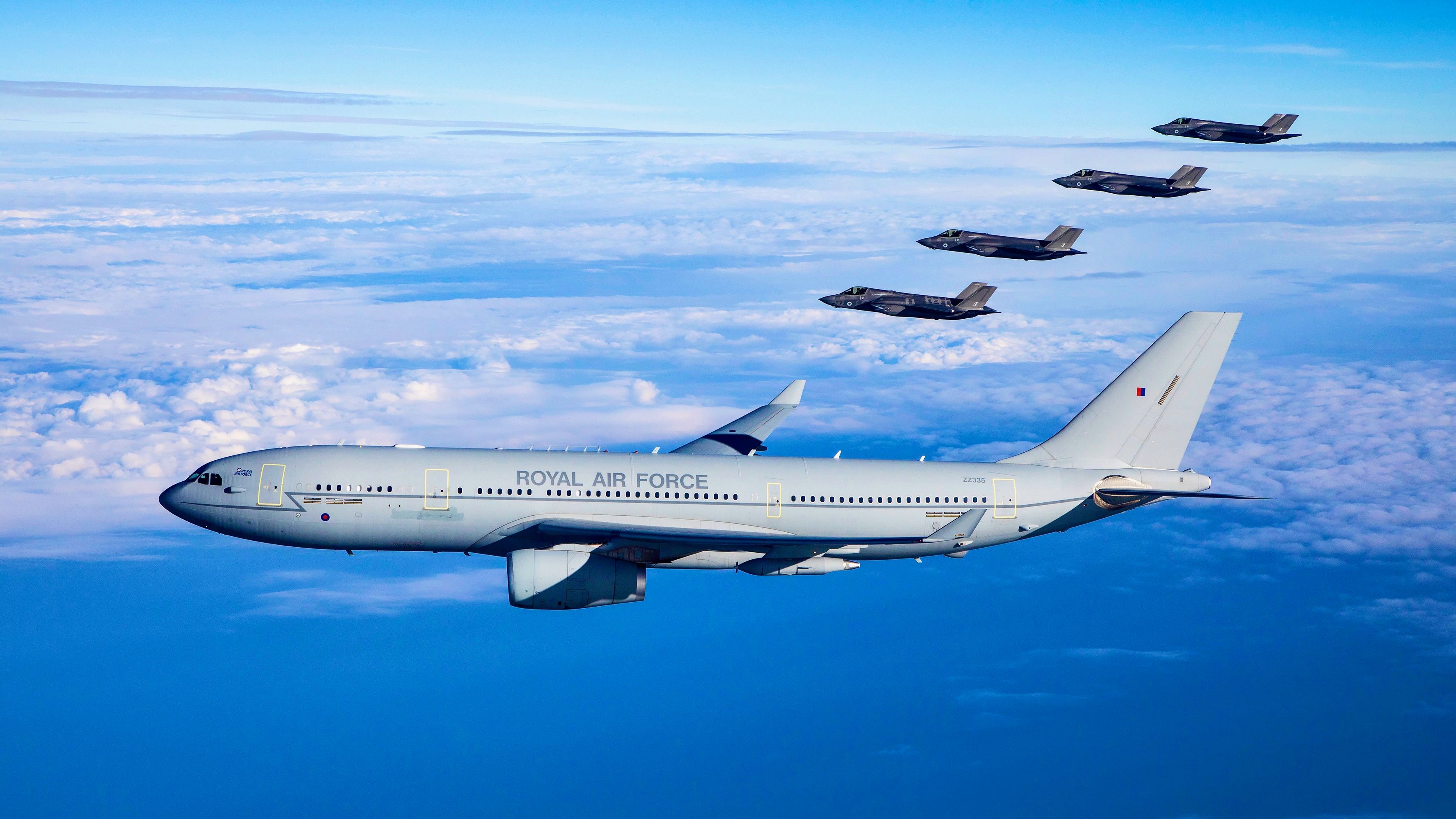 This Is The Largest Aircraft In The Royal Air Force