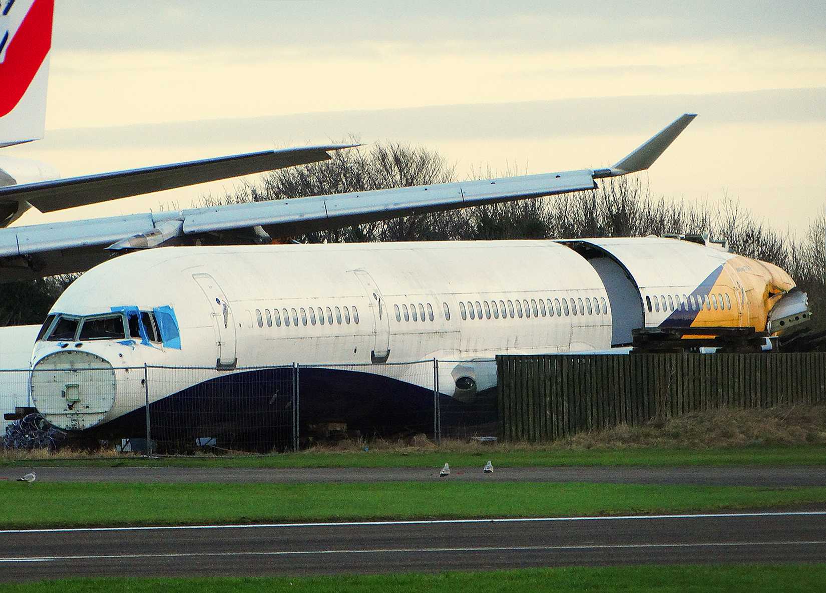 Monarch Boeing 757 Scrap